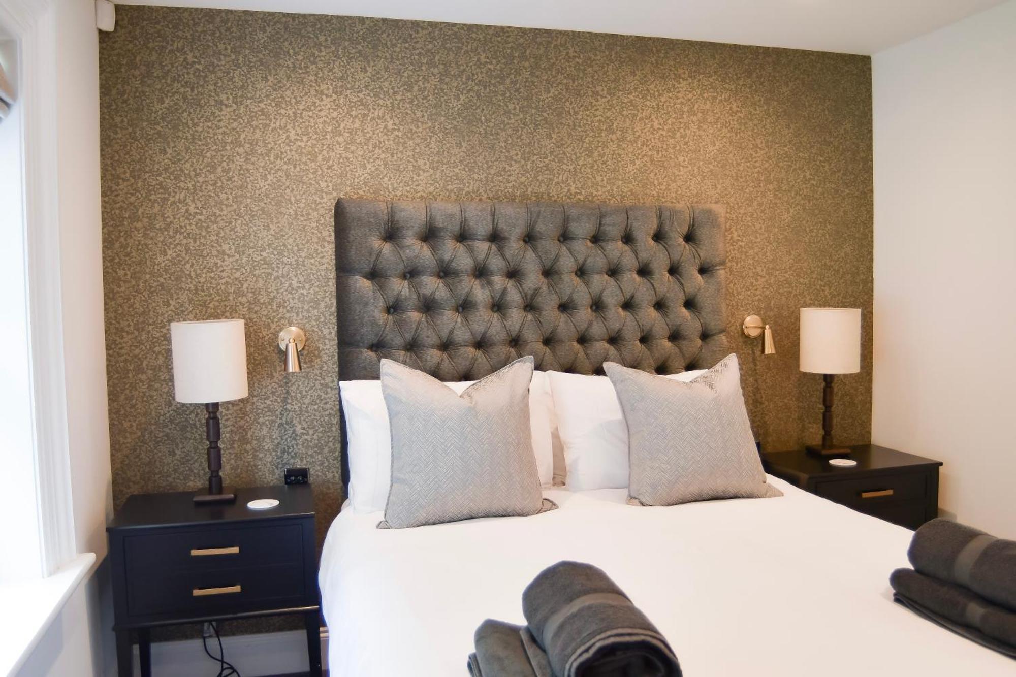 Luxury Croft Templepatrick Near Airport Rabbit And Hilton Hotel Экстерьер фото